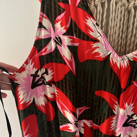 Floral pant romper/jumpsuit - Picture 3 of 4